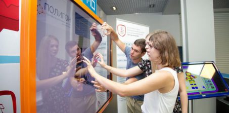 Новые интерактивные панели Некстач представили в ГАОУ ДПО «ТемоЦентр»