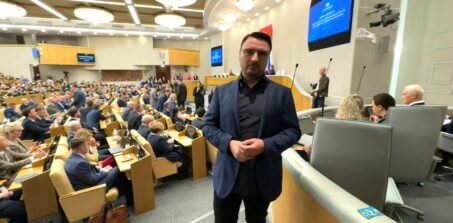 Руководитель NexTouch Владимир Крикушенко принял участие в парламентских слушаниях в Государственной Думе