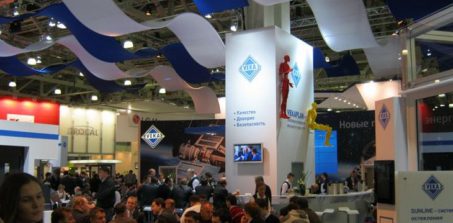 Завершение разработки уникального мультитач стола для компании VEKA